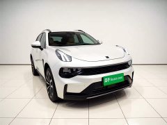 Lynk & Co 01 2.0TD two-wheel drive Pro - фото 3