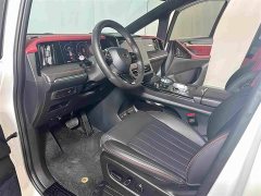 Trumpchi M8 Grandmaster Series 400T Extreme Edition - фото 7