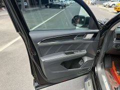 Lexus Touron X 330TSI two-wheel drive luxury version - фото 3