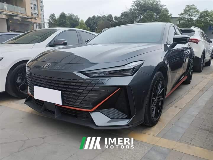 Changan UNI-V 1.5T Excellent Type - автомобиль из Китая