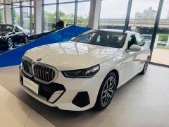 BMW i5 eDrive 40L M Sports Package - фото 1