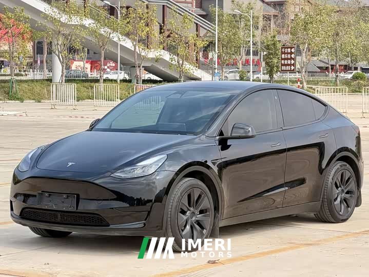 Tesla Model Y 2023 rear-wheel drive version