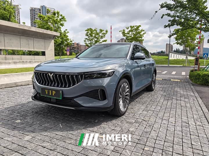Voyah Lantu FREE four-wheel drive standard extended range exclusive luxury package - автомобиль из Китая