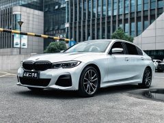 BMW 3 Series 325Li M Sports Package - фото 1
