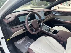 BYD Seal Honor Edition DM-i 1.5L 121km Premium - фото 11