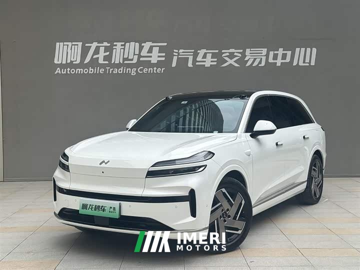 BMW Ledo L90 2025 Ultra six-seater version - автомобиль из Китая