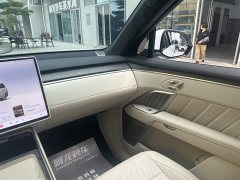 BMW Ledo L90 2025 Ultra six-seater version - фото 13