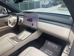 BMW Ledo L90 2025 Ultra six-seater version - фото 6