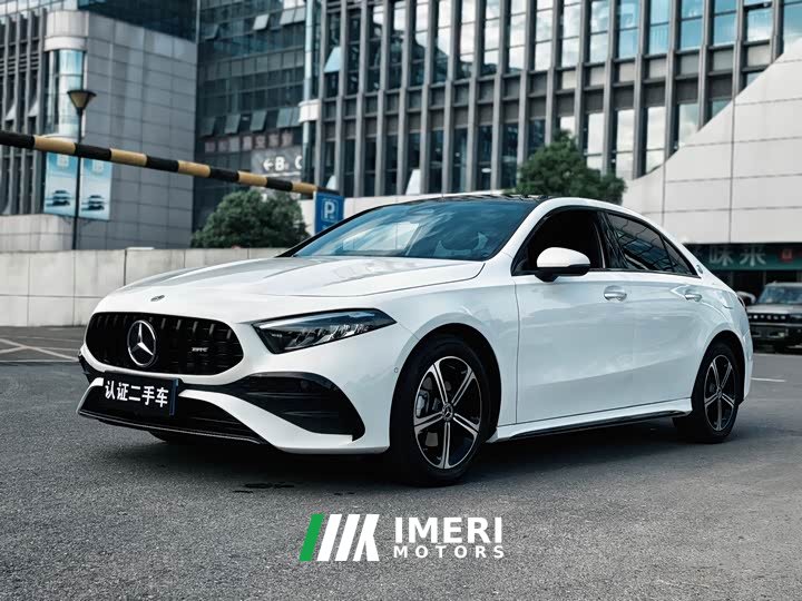 Mercedes-Benz A-Class facelift A 200 L fashionable - автомобиль из Китая