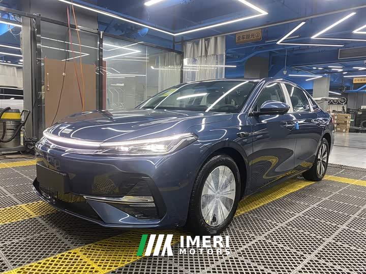 Geely Galaxy A7 EM 2025 EM-i 150km Discovery Edition - автомобиль из Китая