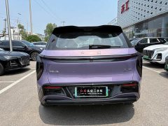 Hongqi Tiangong 08 680 Ultra four-wheel drive version - фото 4