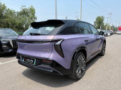 Hongqi Tiangong 08 680 Ultra four-wheel drive version - фото 5