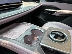 Hongqi Tiangong 08 680 Ultra four-wheel drive version - фото 8