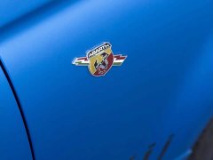 Lynk & Co Abarth 595 2023 1.4T manual - фото 17