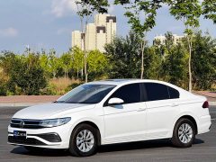 Volkswagen Bora 1.5L Automobile Limited Edition - фото 1