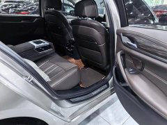 BMW 5 Series 530Li Luxury Line - фото 10