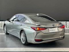 Lexus ES 2020 300h Executive Edition - фото 4