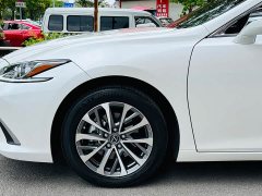 Lexus ES 2022 300h Excellence Edition - фото 10