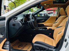 Lexus ES 2022 300h Excellence Edition - фото 12