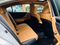 Lexus ES 2022 300h Excellence Edition - фото 16