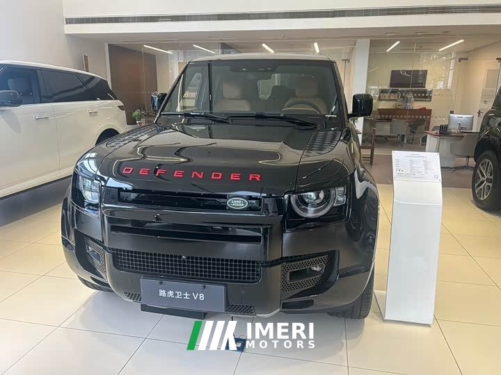 Land Rover Defender 110 5.0T V8 - автомобиль из Китая