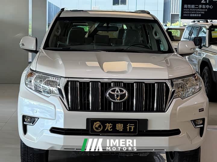 Toyota Prado (imported) 4.0L GXR Middle East version - автомобиль из Китая