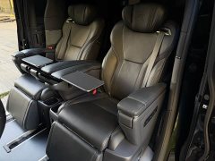 Lexus LM 2023 350h seven-seat elegant version - фото 11