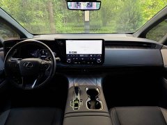 Lexus LM 2023 350h seven-seat elegant version - фото 12