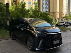 Lexus LM 2023 350h seven-seat elegant version - фото 4