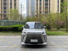 Lexus LM 2025 500h six-seater premium version - фото 3