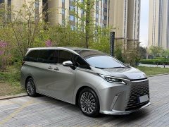 Lexus LM 2025 500h six-seater premium version - фото 4