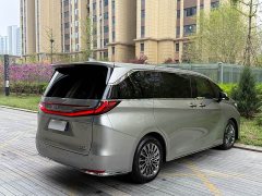 Lexus LM 2025 500h six-seater premium version - фото 7