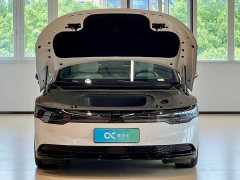 Zeekr 007 2025 Long Range Rear Drive Intelligent Driving Version 100kWh - фото 15