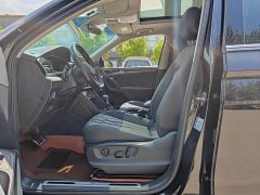 Volkswagen Tiguan L 330TSI automatic two-wheel drive R-Line version - фото 4