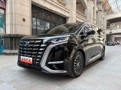 Denza D9 DM-i 970 four-wheel drive flagship - фото 1