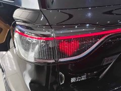 AITO Wenjie M9 extended range Ultra version 52kWh 6-seater version (192-line lidar) - фото 14