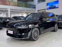 AITO M9 EREV Ultra 42kWh 6-Seater - фото 1
