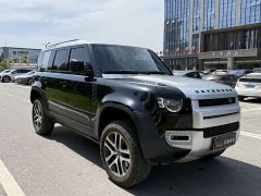 Land Rover Defender 110 P400 Dark Special Edition - фото 3