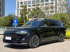 AITO Wenjie M9 2025 extended range Ultra version 52kWh 6-seater version (192-line lidar) - фото 1