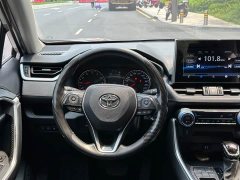 Toyota Wildlander 2.0L CVT 2WD Luxury Edition - фото 12