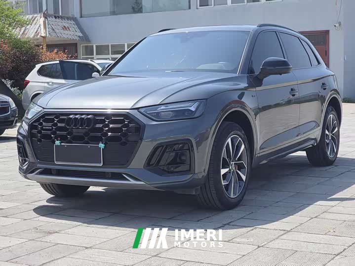 Audi Q5L 40 TFSI luxury and dynamic - автомобиль из Китая