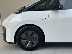 Li Auto Ideal MEGA Home Family Special Edition - фото 5