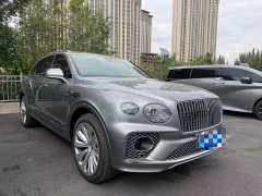 Bentley Bentayga 4.0T V8 EWB Azure - фото 3
