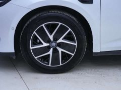 BYD Qin L DM-i Smart Driving Edition 120KM Transcendent Type - фото 12