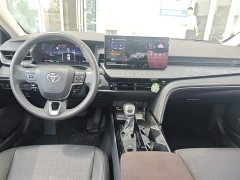 Toyota Camry Hybrid 2.0HG Premium Edition - фото 6