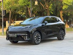 Lynk & Co 08 EM-P 210 four-wheel drive performance Ultra H7 - фото 1