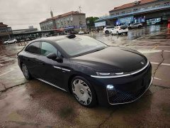 Lynk & Co Hyper A800 Smart Premium Edition - фото 2