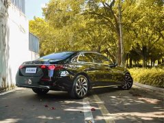 Mercedes-Benz E-Class E 300 L Luxury - фото 3