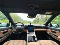 NIO ES8 75kWh seven-seater version - фото 4