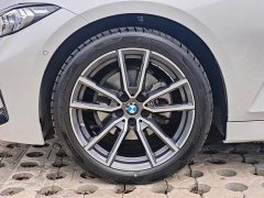 BMW 3 Series 325Li M Sports Package - фото 4